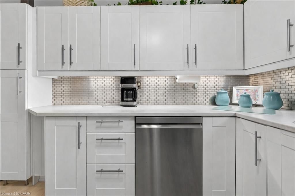 Single Family Residence for sale at 23 Juliebeth Drive, Hamilton, ON, L9B 2N6 - Gurnett - MLS: 40820610