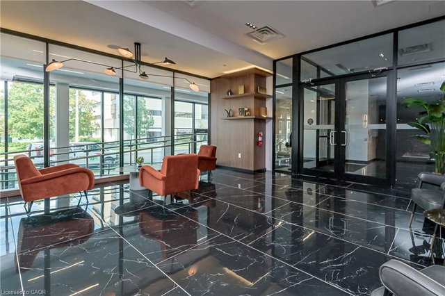 1405 - 181 King Street S