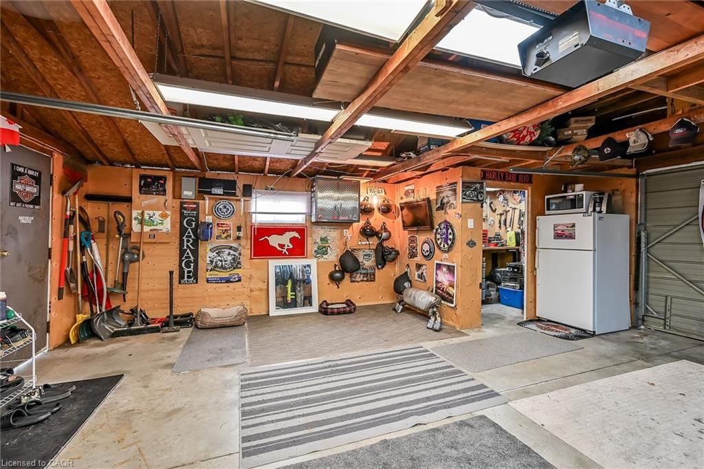 Single Family Residence for sale at 211 Birchcliffe Crescent, Hamilton, ON, L8T 4L1 - Berrisfield - MLS: 40820735