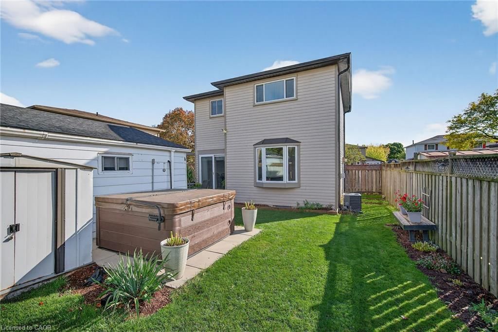 Single Family Residence for sale at 211 Birchcliffe Crescent, Hamilton, ON, L8T 4L1 - Berrisfield - MLS: 40820735