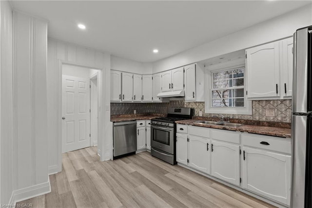 Lower - 15 Mccormick Street