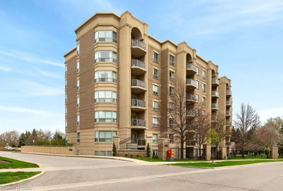 PH8 - 2085 Amherst Heights Drive