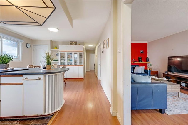 72 St Jerome Crescent