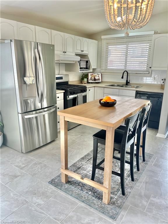 Single Family Residence for sale at 241 Thorner Drive, Hamilton, ON, L8V 2M6 - Thorner - MLS: 40820911