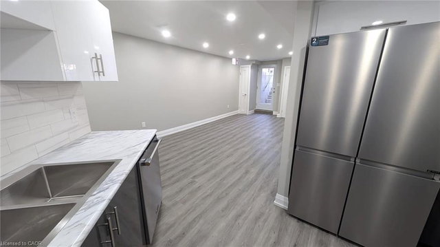 Lower Level - 100 Bridgeport Crescent