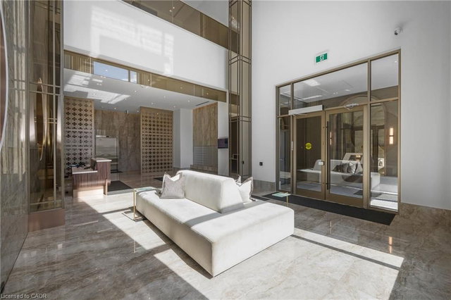 704 - 2007 James Street