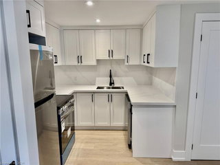 Unit 3 - 246 Marlborough Street