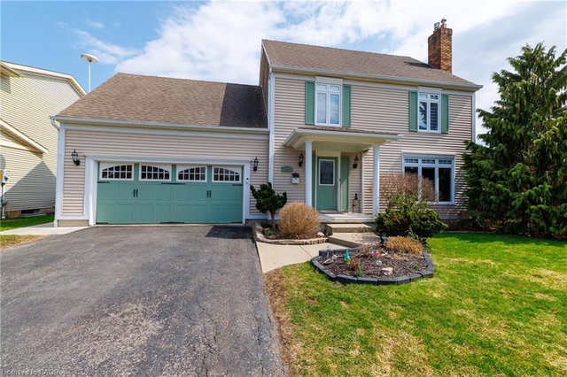 35 Brookfield Boulevard