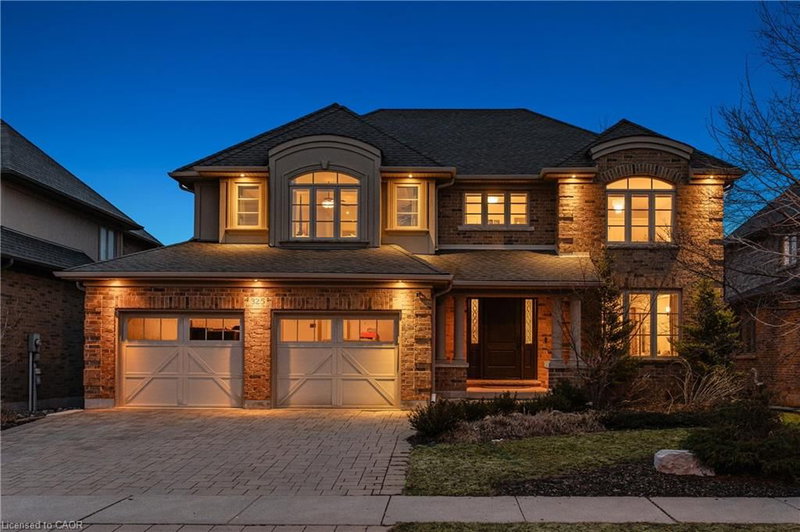 325 Deerfoot Trail, Waterloo, Ontario