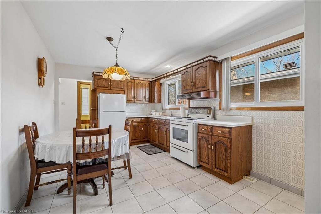 Single Family Residence for sale at 11 Duff Street, Hamilton, ON, L9C 1A8 - Mountview - MLS: 40820986