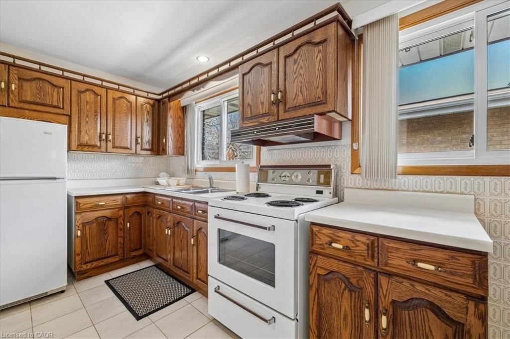 Single Family Residence for sale at 11 Duff Street, Hamilton, ON, L9C 1A8 - Mountview - MLS: 40820986