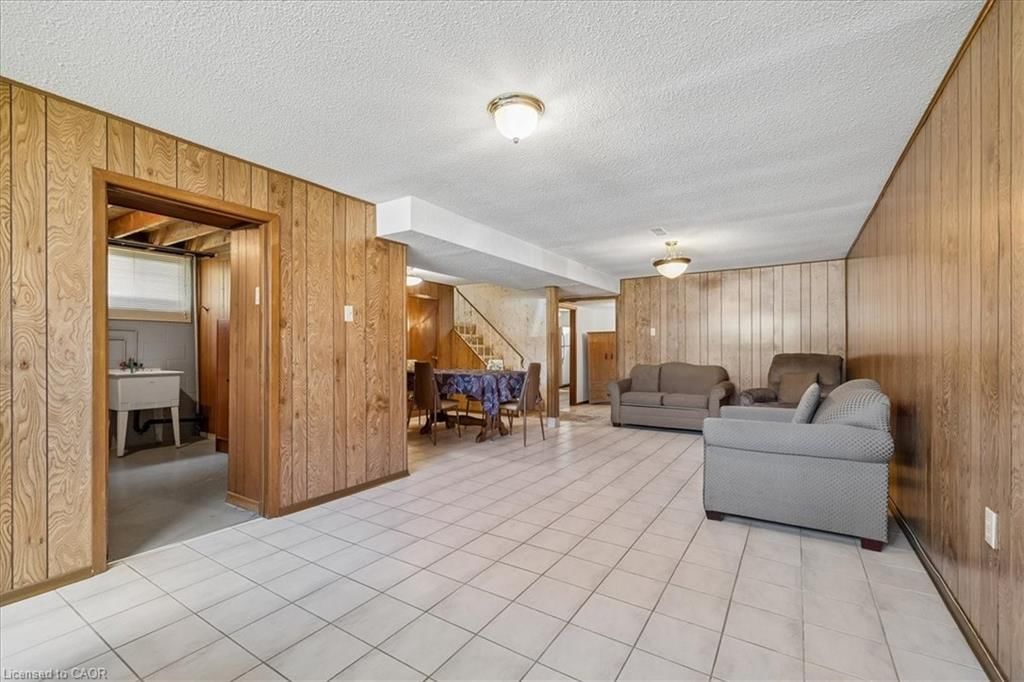 Single Family Residence for sale at 11 Duff Street, Hamilton, ON, L9C 1A8 - Mountview - MLS: 40820986