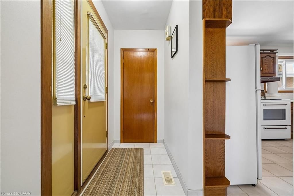 Single Family Residence for sale at 11 Duff Street, Hamilton, ON, L9C 1A8 - Mountview - MLS: 40820986