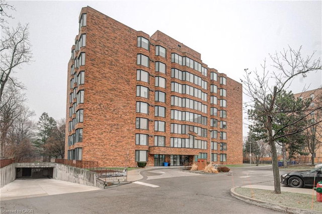 201 - 200 Limeridge Road W