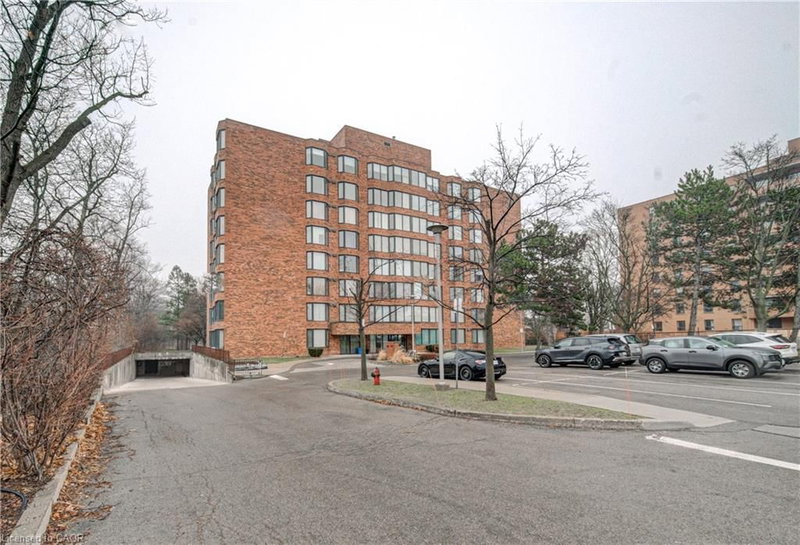 201 - 200 Limeridge Road W