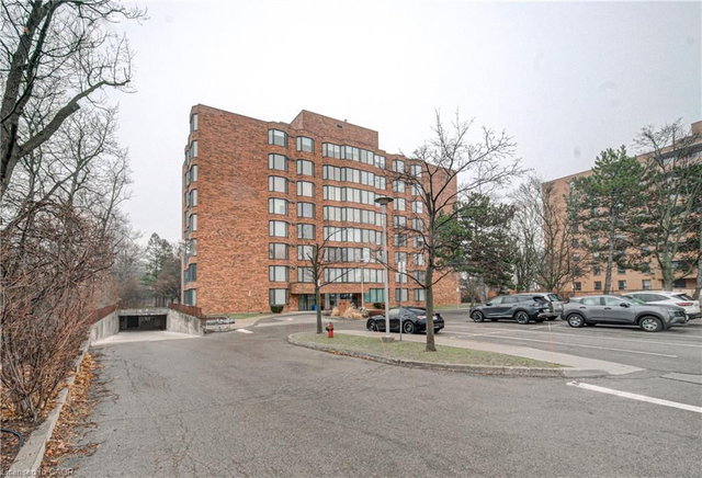 201 - 200 Limeridge Road W