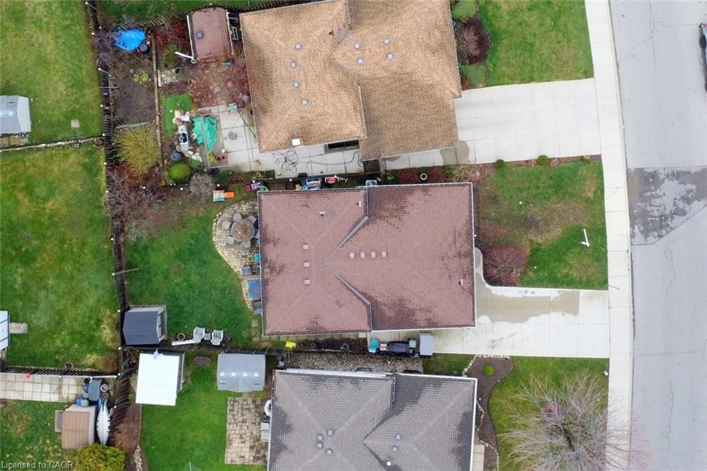 Single Family Residence for sale at 316 Cranbrook Drive, Hamilton, ON, L9C 4T3 - Gilkson - MLS: 40821011