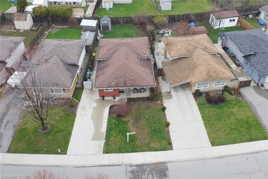 Single Family Residence for sale at 316 Cranbrook Drive, Hamilton, ON, L9C 4T3 - Gilkson - MLS: 40821011