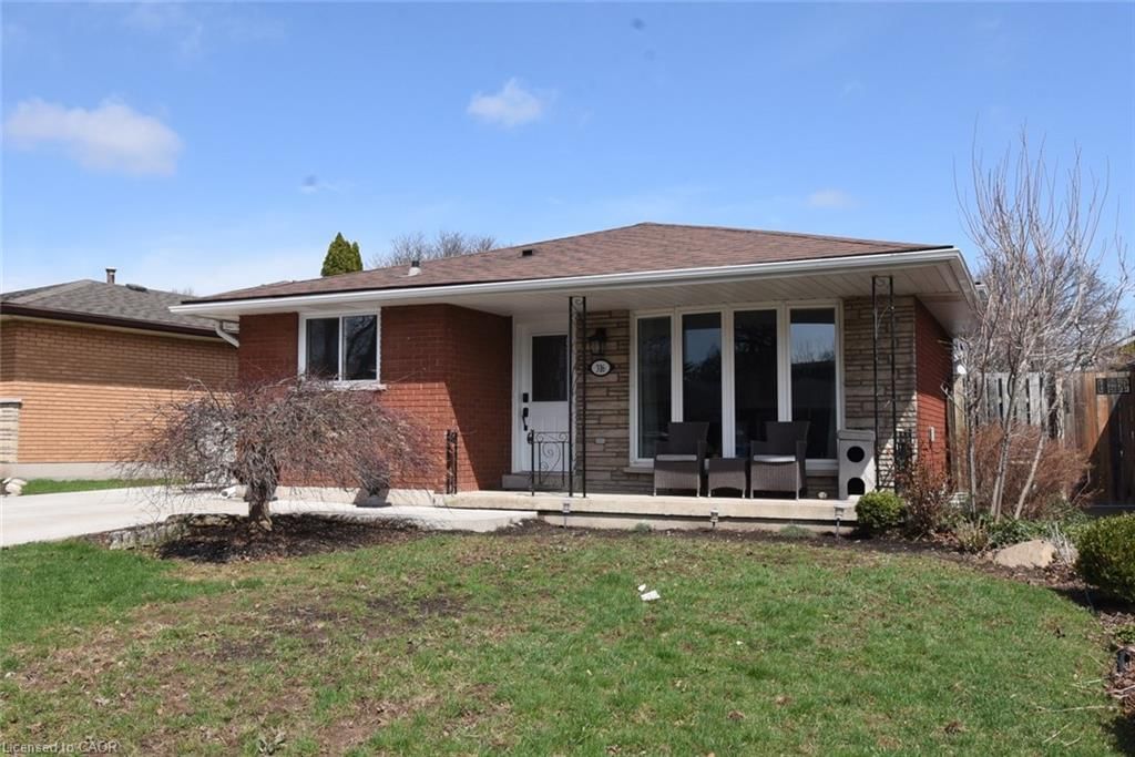 Single Family Residence for sale at 316 Cranbrook Drive, Hamilton, ON, L9C 4T3 - Gilkson - MLS: 40821011
