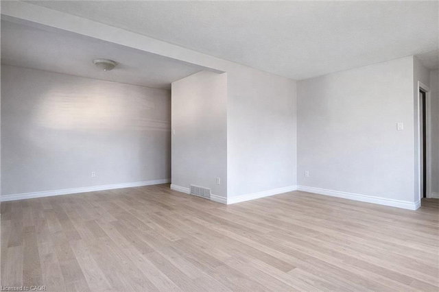 Upper - 514 Fallingbrook Drive