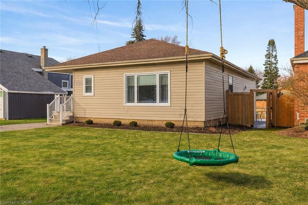 Single Family Residence for sale at 258 Sanatorium Road, Hamilton, ON, L9C 1Z9 - Westcliffe - MLS: 40821098