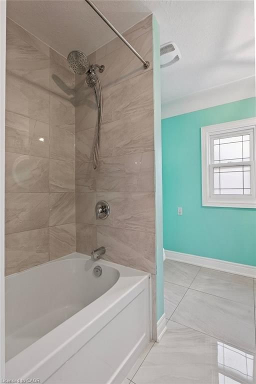 Single Family Residence for sale at 258 Sanatorium Road, Hamilton, ON, L9C 1Z9 - Westcliffe - MLS: 40821098