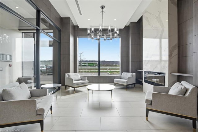 1504 - 550 North Service Road