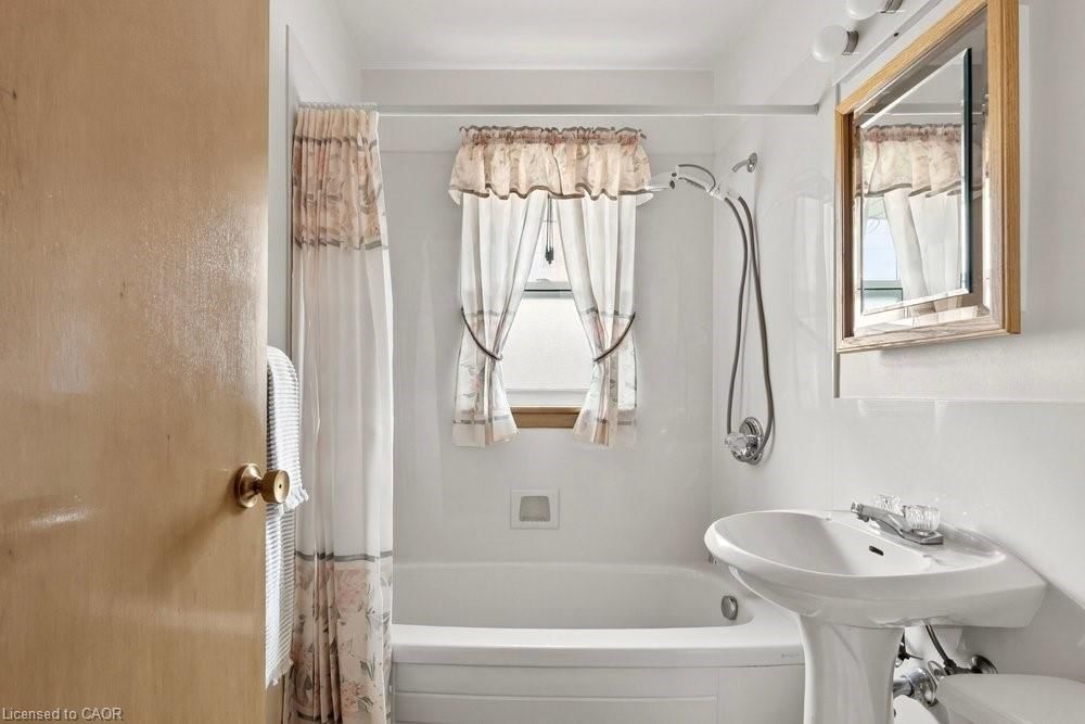 Single Family Residence for sale at 189 Hoover Crescent, Hamilton, ON, L9A 3H2 - Balfour - MLS: 40821154