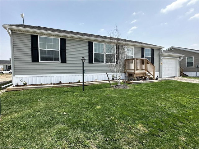 14 Copper Beech Drive