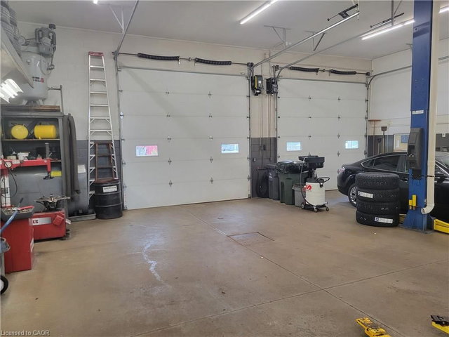 10 - 196 Mcintyre Drive