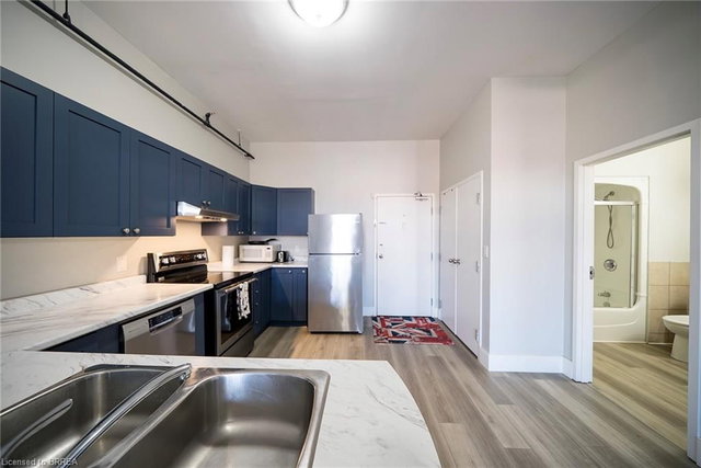 407 - 150 Colborne Street