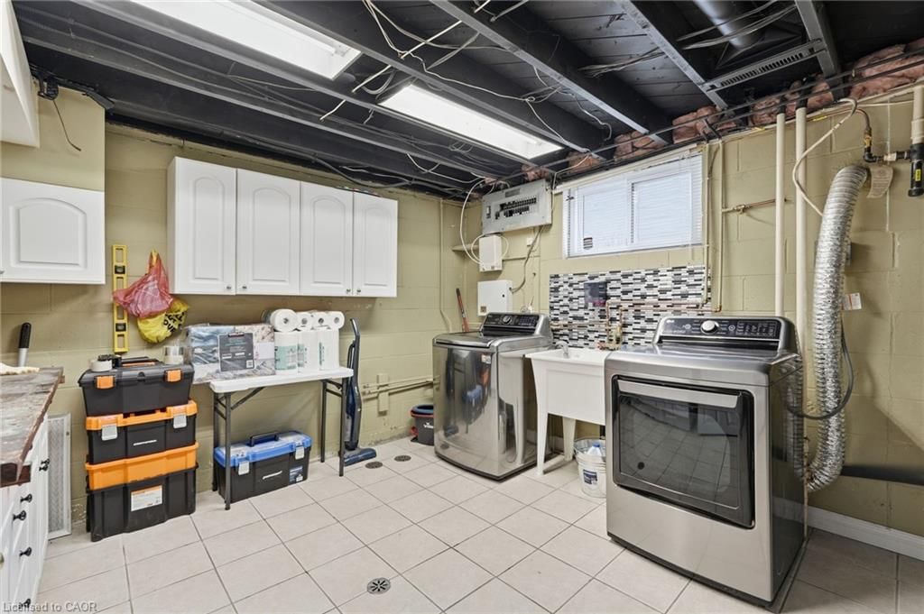 Single Family Residence for sale at 80 Luscombe Street, Hamilton, ON, L9A 2J8 - Greeningdon - MLS: 40821247