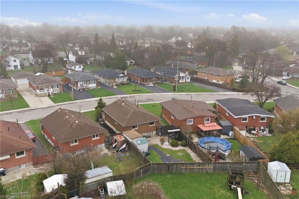 Single Family Residence for sale at 80 Luscombe Street, Hamilton, ON, L9A 2J8 - Greeningdon - MLS: 40821247