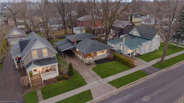 260 Binning Street W