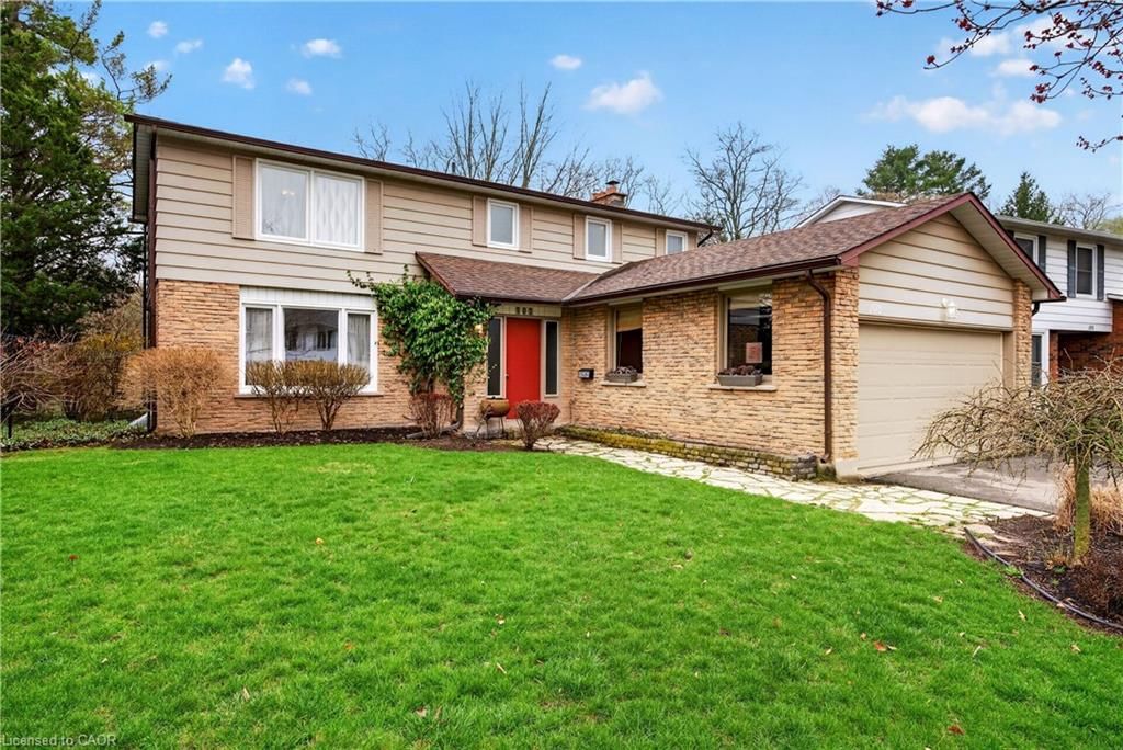Single Family Residence sold at 103 Turnbull Road, Dundas, ON, L9H 5R9 - Pleasant Valley - MLS: 40821394