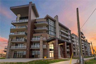 318 - 600 North Service Road