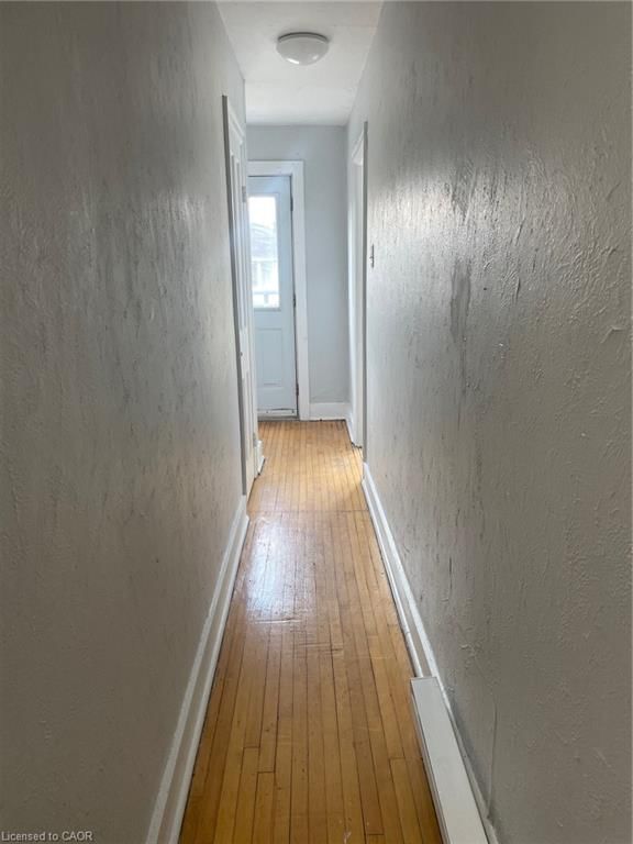 3 - 74 William Street W