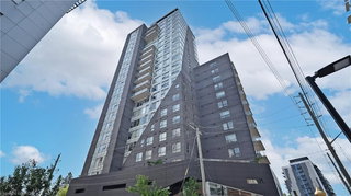 8802 - 158 King Street N