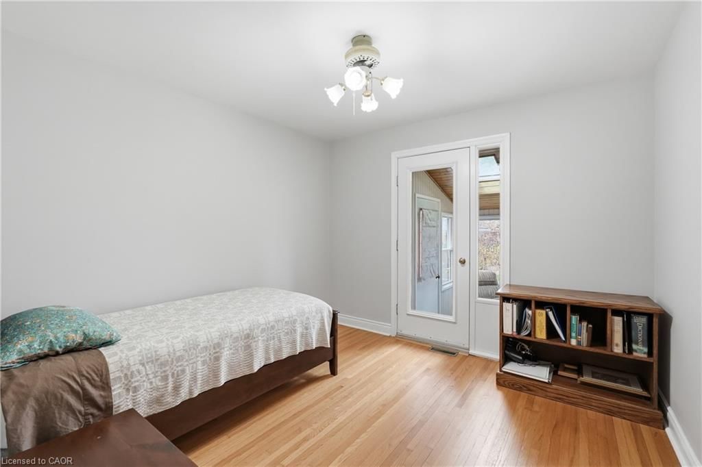 Single Family Residence for sale at 62 Grenadier Drive, Hamilton, ON, L8T 4E3 - Huntington - MLS: 40821473