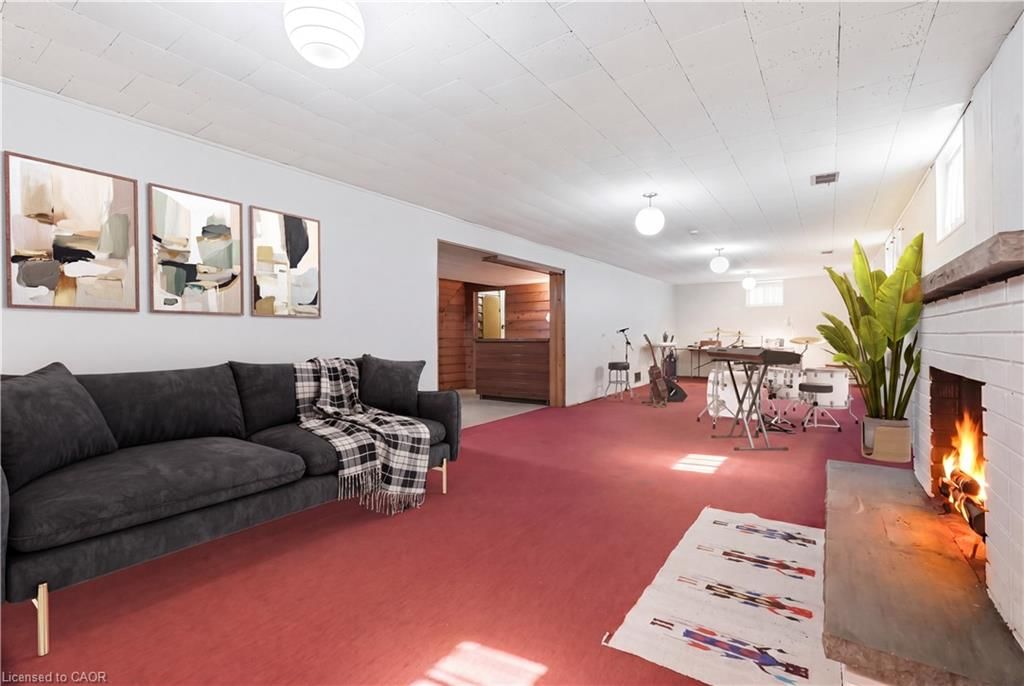 Single Family Residence for sale at 62 Grenadier Drive, Hamilton, ON, L8T 4E3 - Huntington - MLS: 40821473