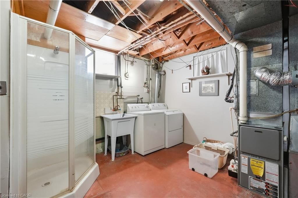 Single Family Residence for sale at 62 Grenadier Drive, Hamilton, ON, L8T 4E3 - Huntington - MLS: 40821473