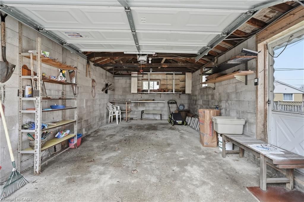 Single Family Residence for sale at 62 Grenadier Drive, Hamilton, ON, L8T 4E3 - Huntington - MLS: 40821473