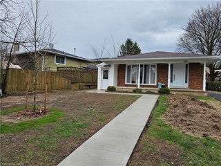 3 - 102 Calmcrest Drive