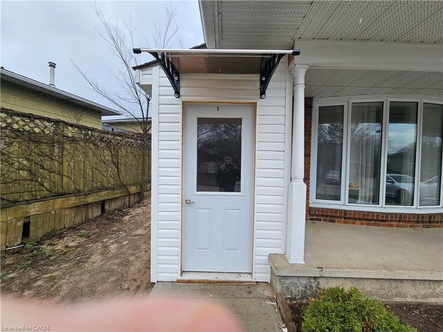 3 - 102 Calmcrest Drive