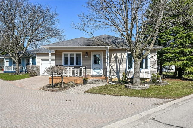 232 Silverbirch Boulevard