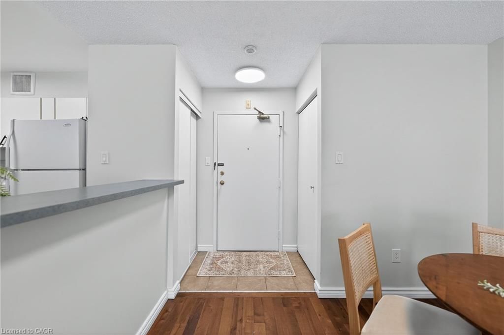 406-15 Hofstetter Avenue, Kitchener, view 11