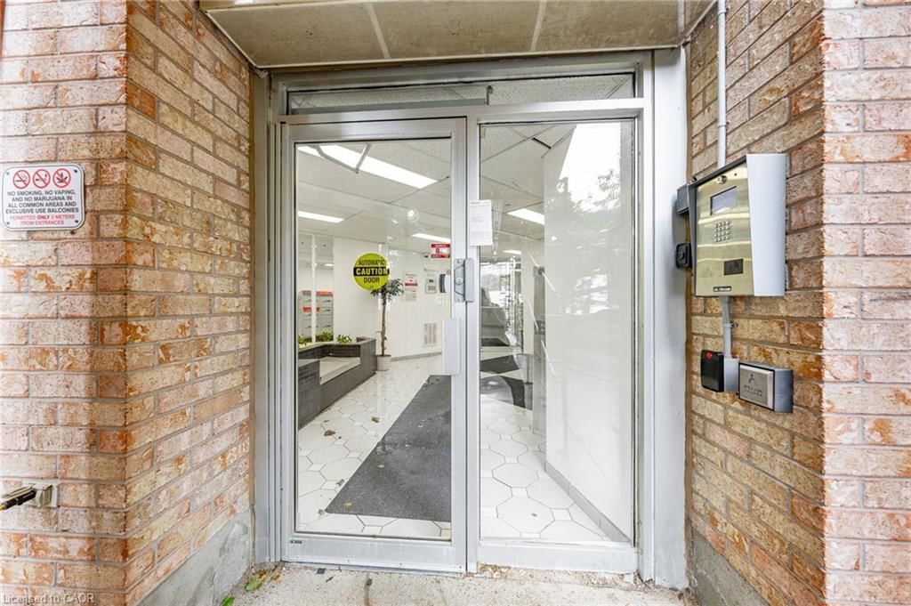 406-15 Hofstetter Avenue, Kitchener, view 3