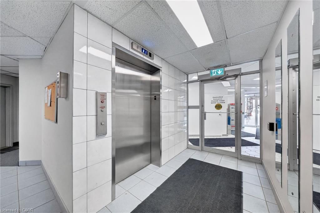 406-15 Hofstetter Avenue, Kitchener, view 5