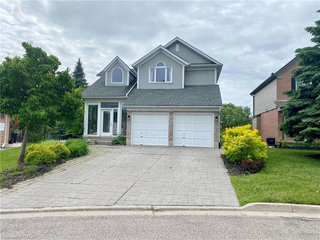 Upper - 15 Oliver Court