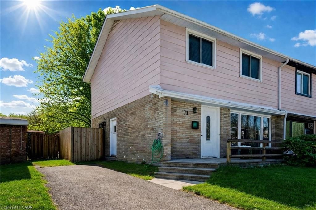 Single Family Residence sold at 71 Shadeland Crescent, Kitchener, ON, N2M 2J1 - Victoria Hills - MLS: 40821627